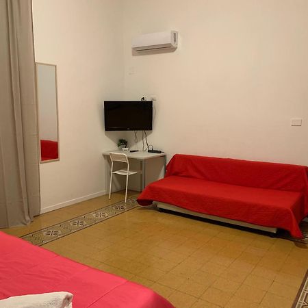 100 Passi Al Massimo Hotell Palermo Exteriör bild