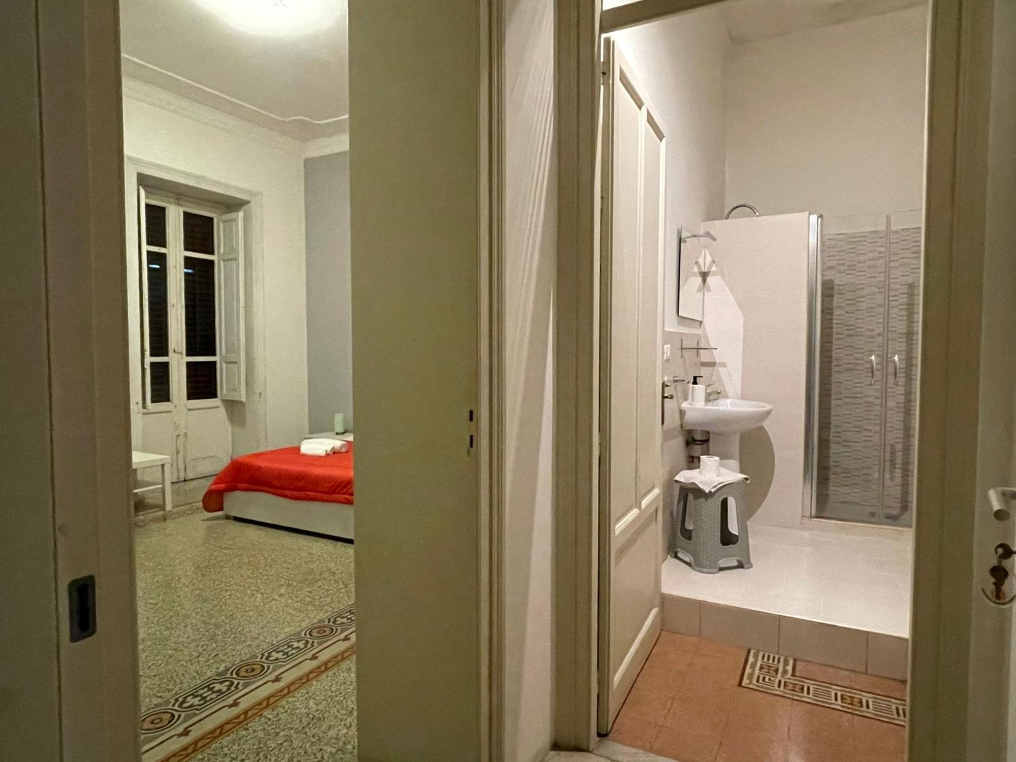 100 Passi Al Massimo Hotell Palermo Exteriör bild